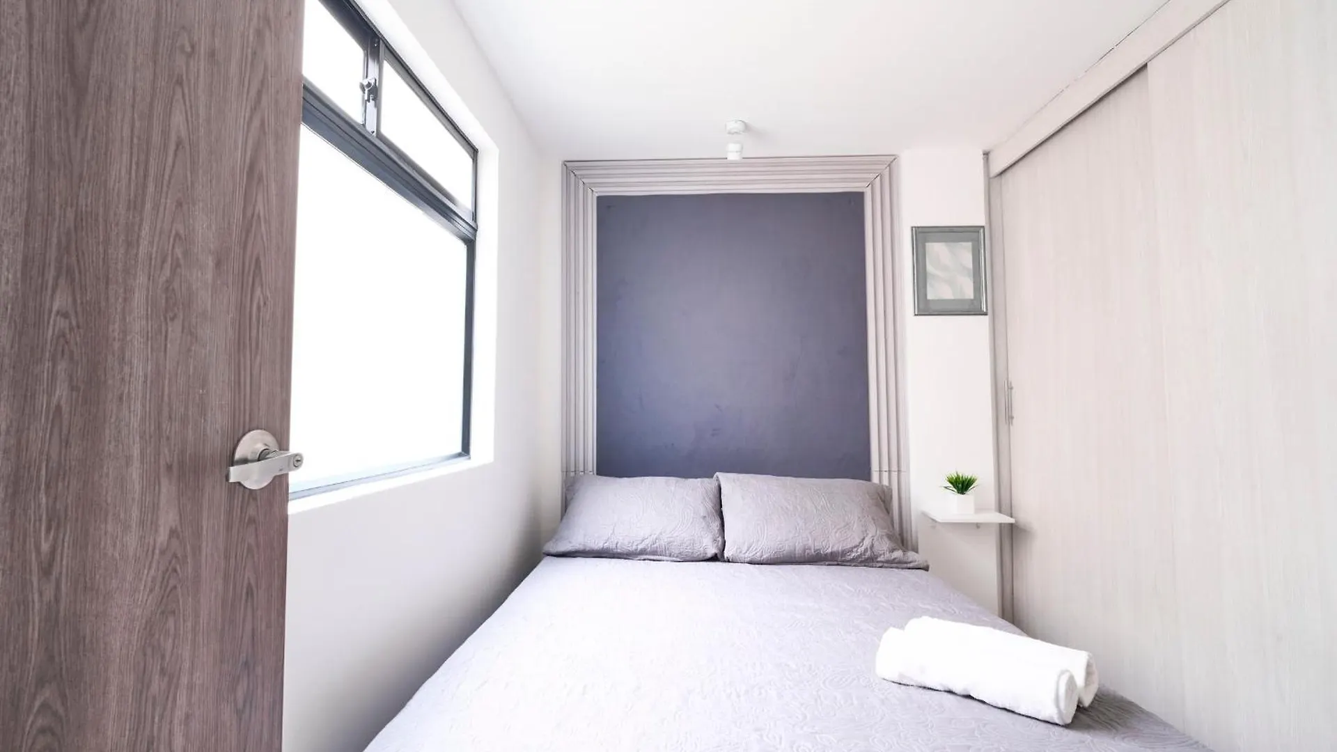 El Poblado Area 4 Bedroom 2 Bathroom With Terrace Medellin