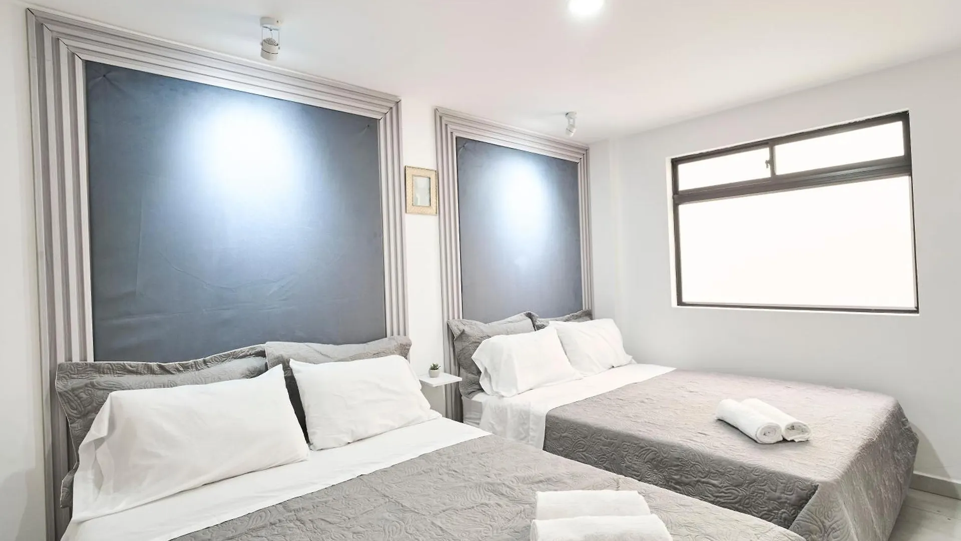 Apartment El Poblado Area 4 Bedroom 2 Bathroom With Terrace Medellin Colombia